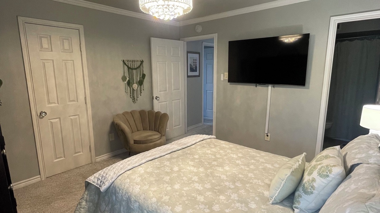 Photo of Bedroom in Pinehurst Of Atascocita