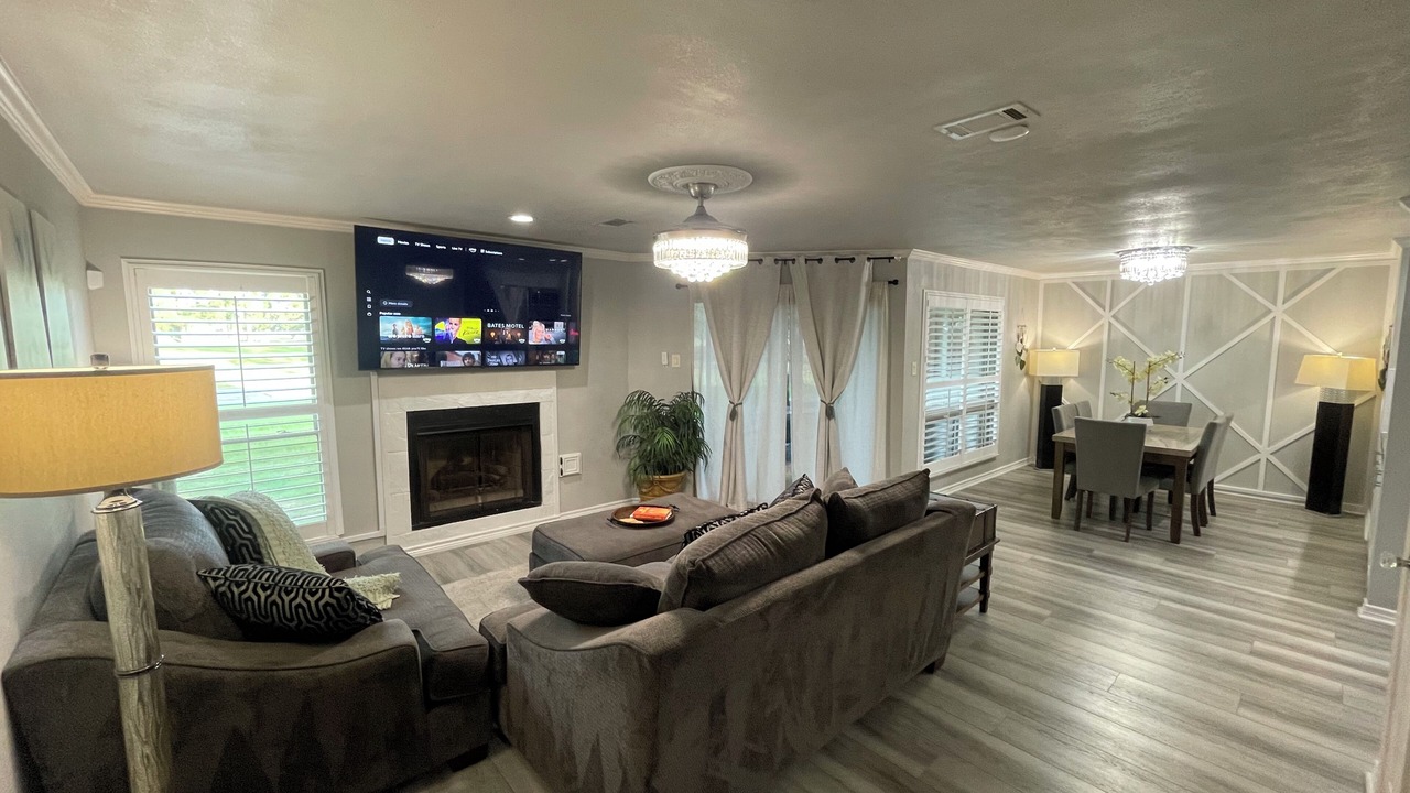 Photo of Livingroom in Pinehurst Of Atascocita