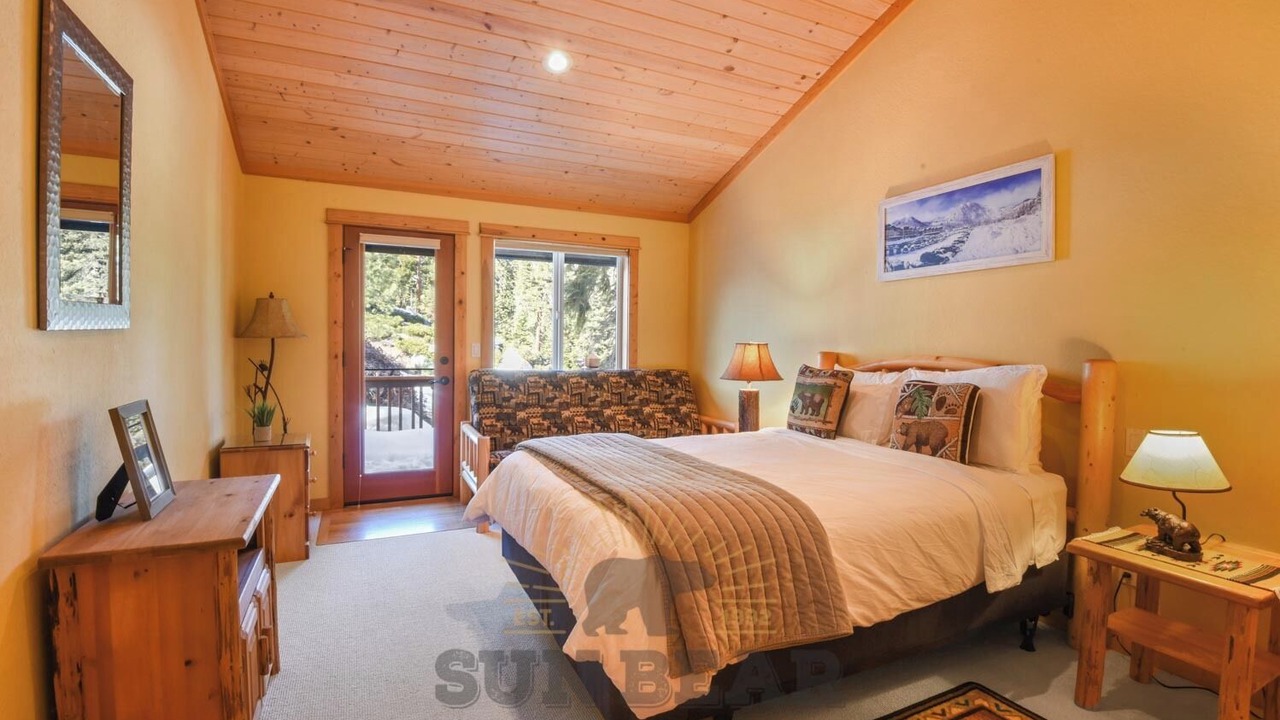 Photo of Bedroom in Crystal Bay