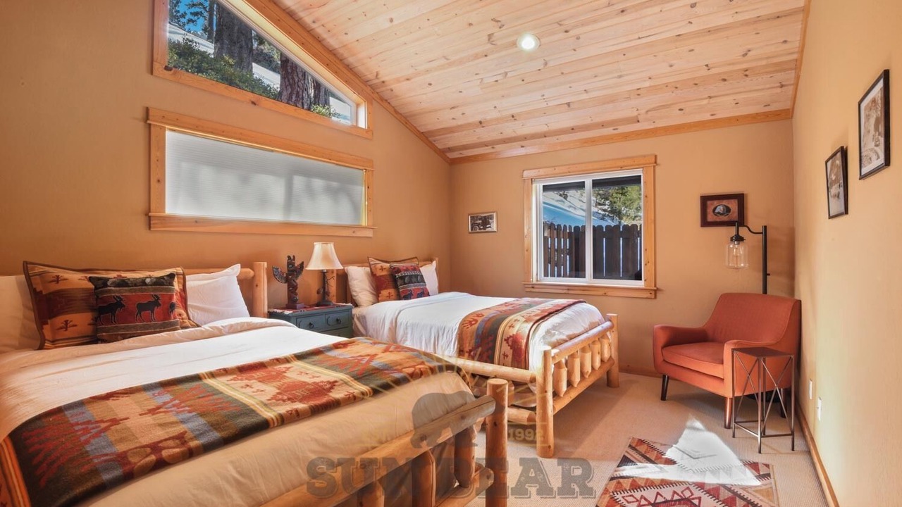 Photo of Bedroom in Crystal Bay