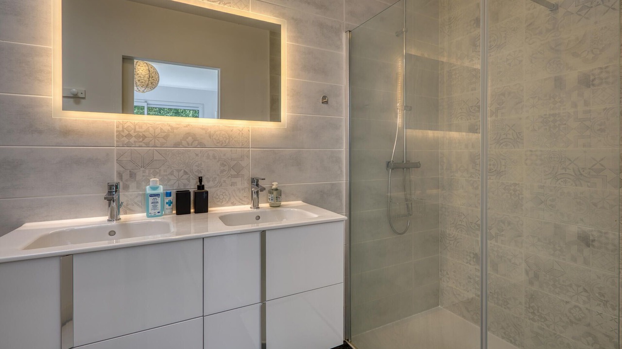 Photo of Bathroom in Semussac