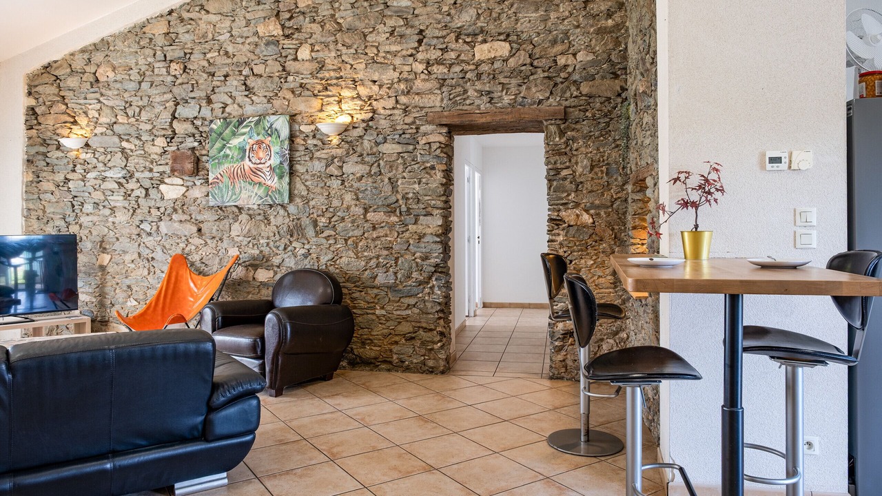 Photo of Livingroom in Oudon