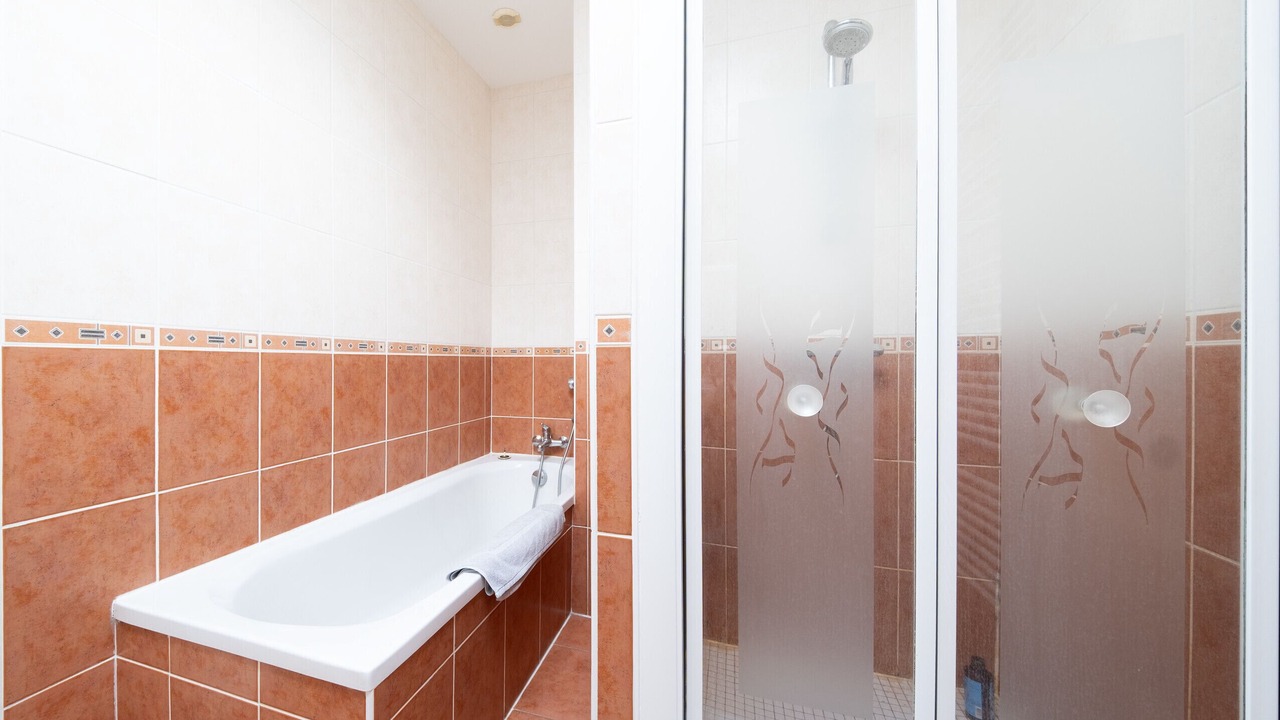 Photo of Bathroom in Oudon