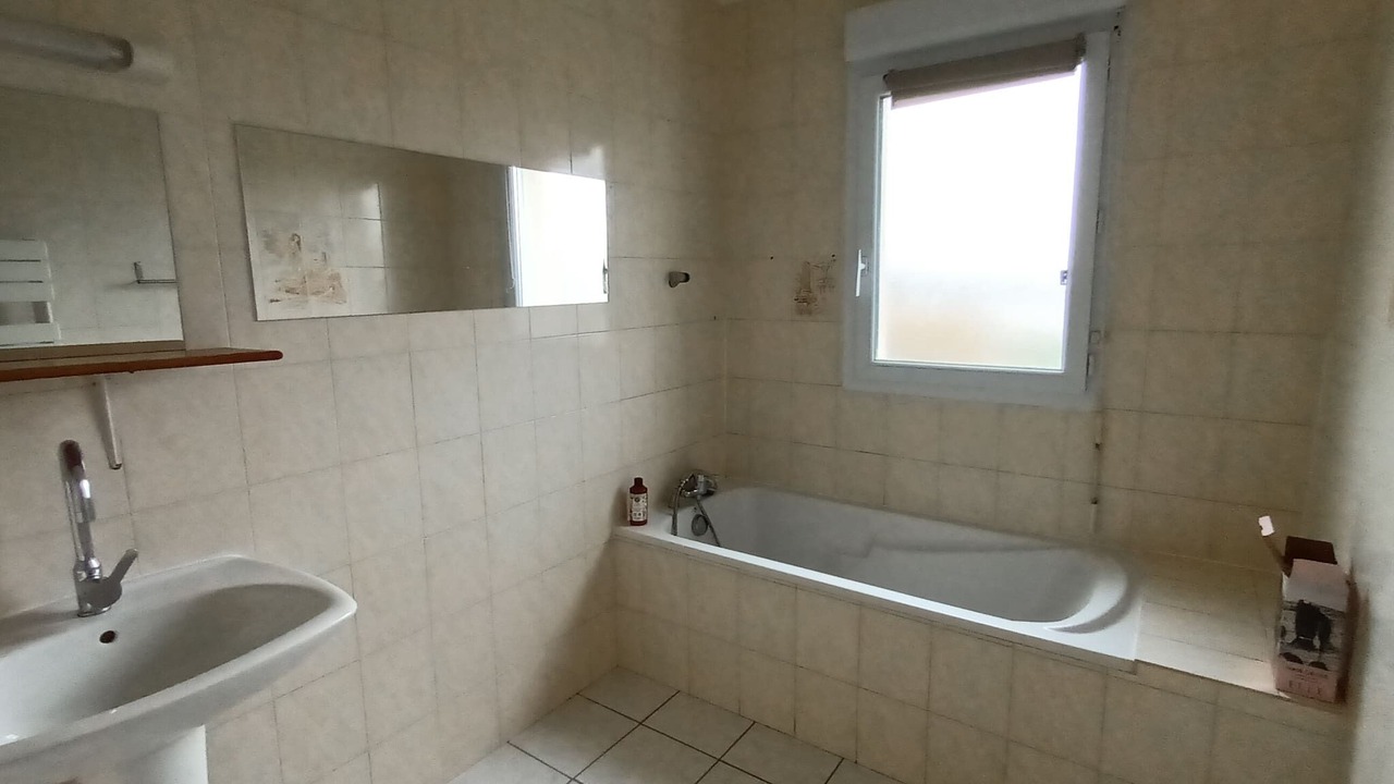 Photo of Bathroom in Saint-Herblon