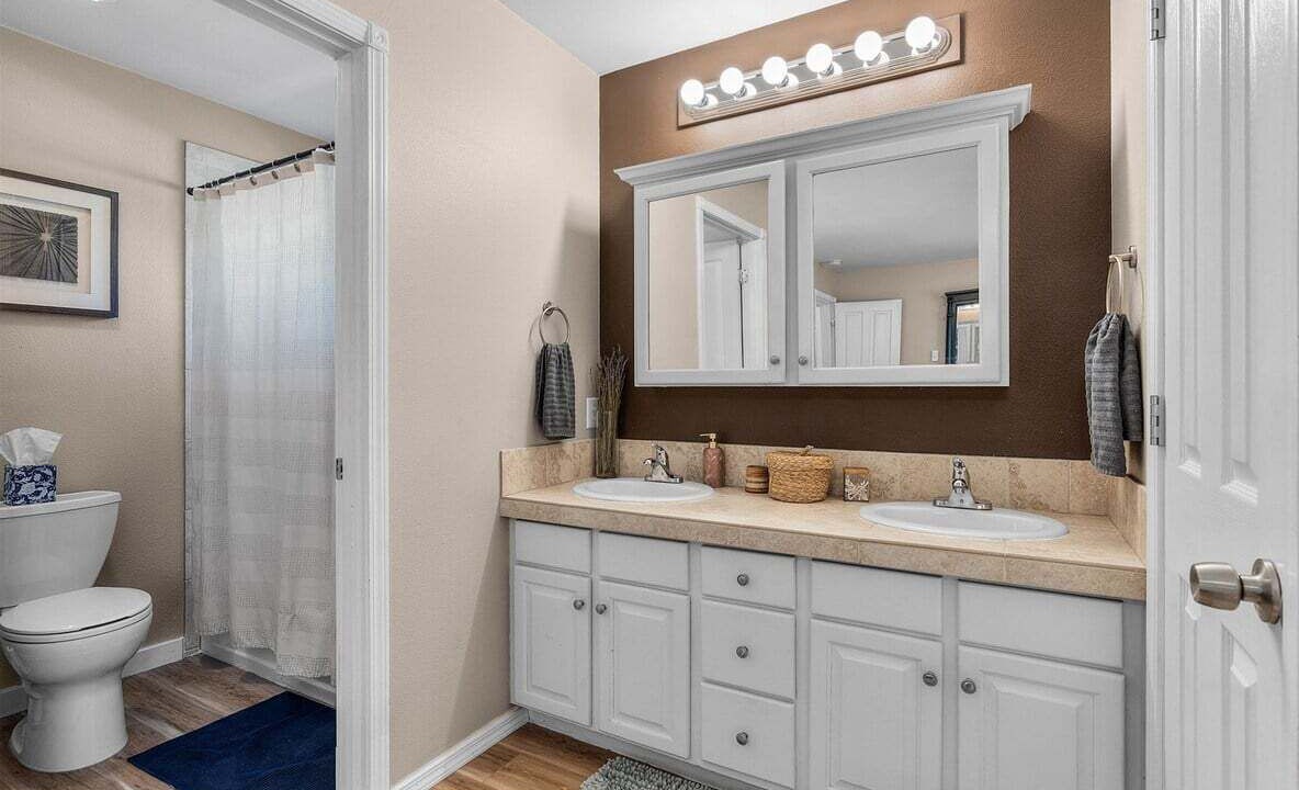 Photo of Bathroom in Larkspur