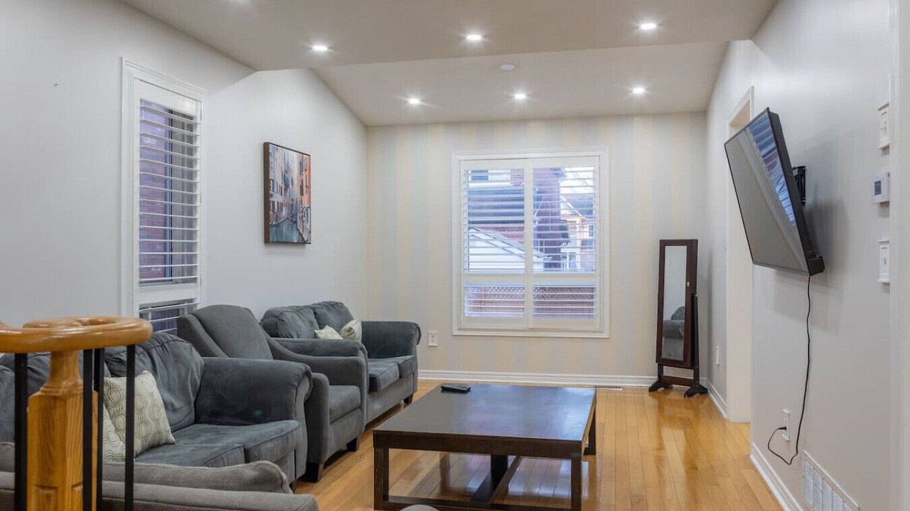 Photo of Livingroom in Mount Pleasant