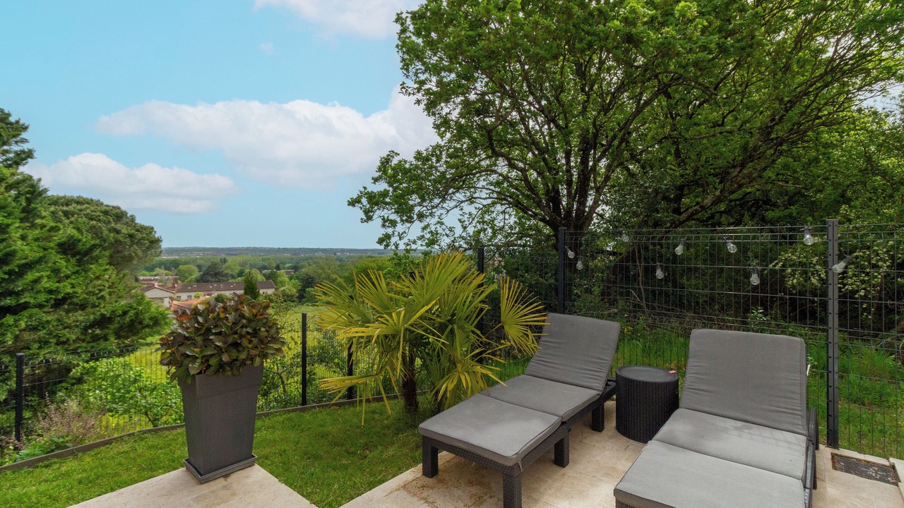 Photo of Patio Balcony in Ramonville-Saint-Agne