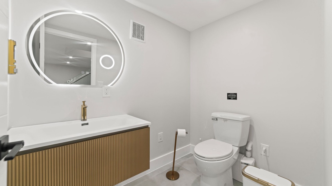 Photo of Bathroom in Miami Gardens