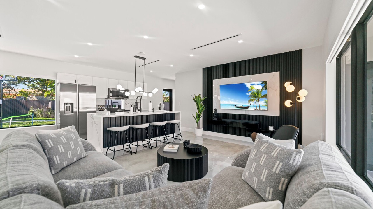 Photo of Bedroom in Miami Gardens