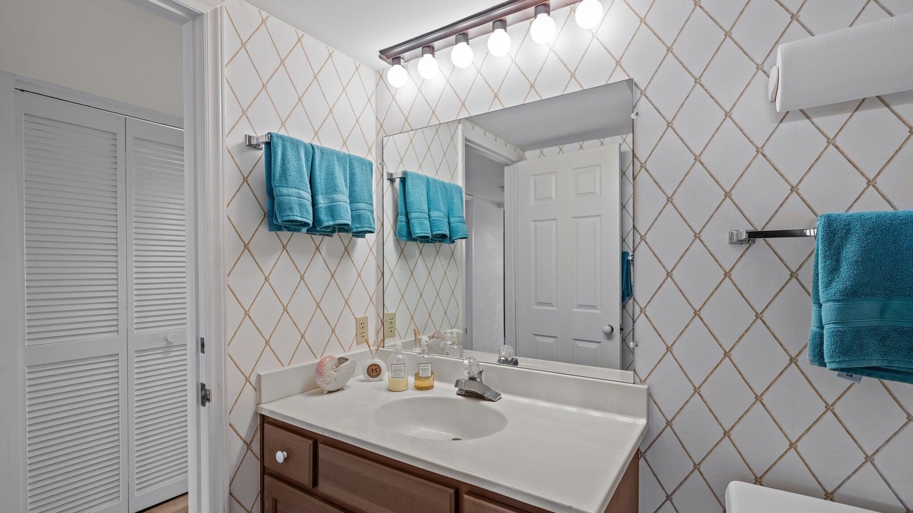Photo of Bathroom in Pine Knoll Shores