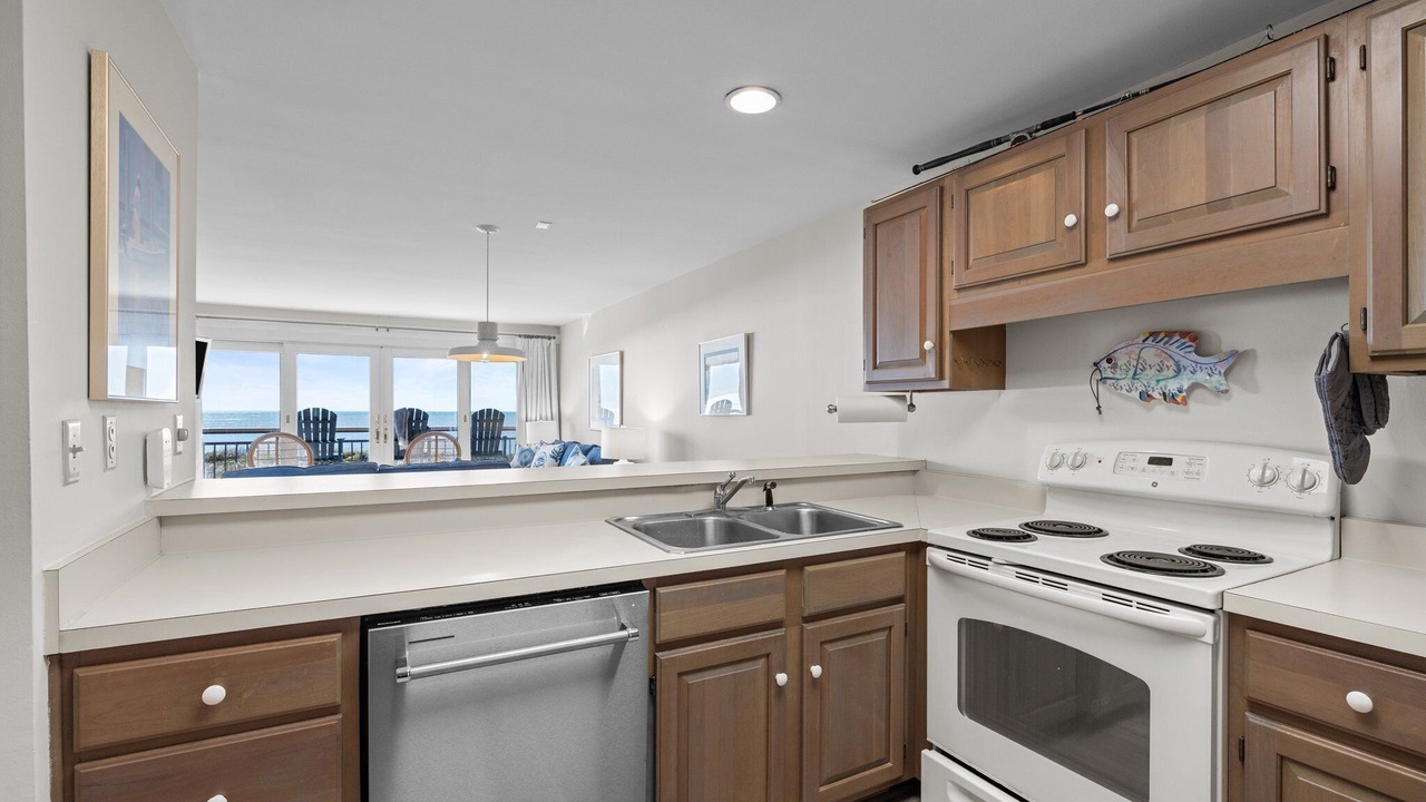 Photo of Kitchen in Pine Knoll Shores