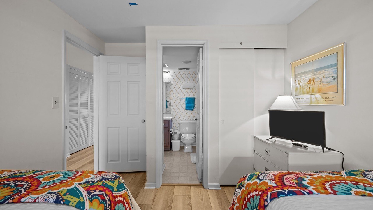 Photo of Bedroom in Pine Knoll Shores