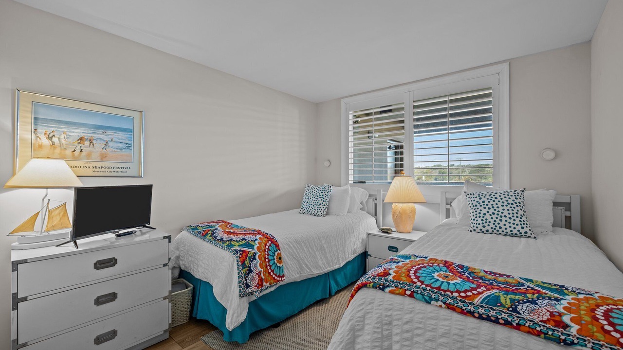 Photo of Bedroom in Pine Knoll Shores