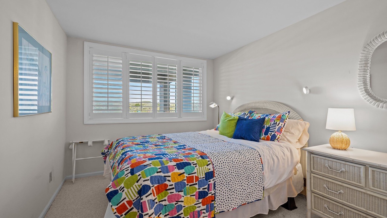Photo of Bedroom in Pine Knoll Shores