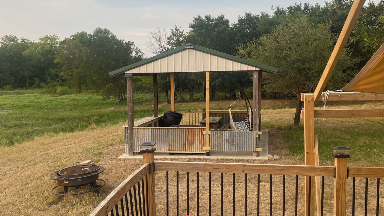 Photo of Outdoor in Miller Grove