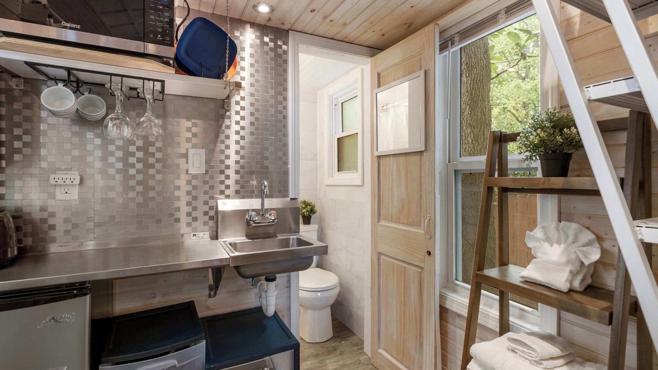 Photo of Others in Roswell