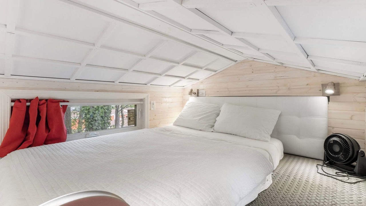 Photo of Others in Roswell