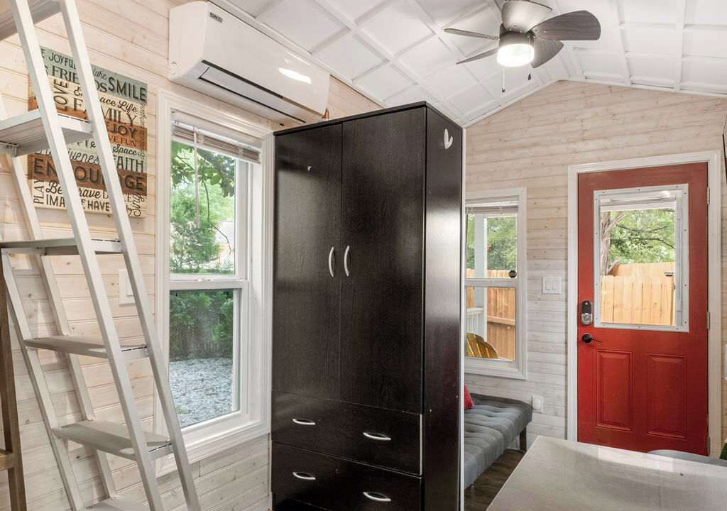 Photo of Others in Roswell