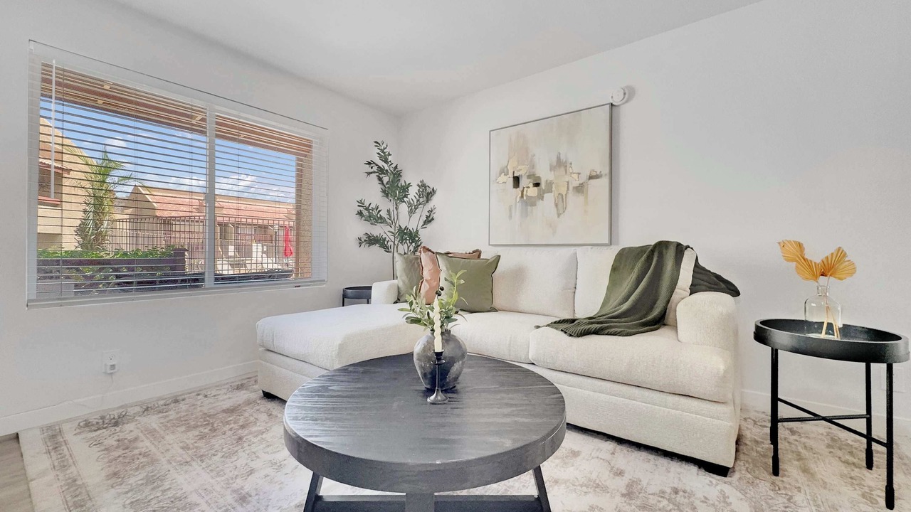 Photo of Livingroom in North Mountain