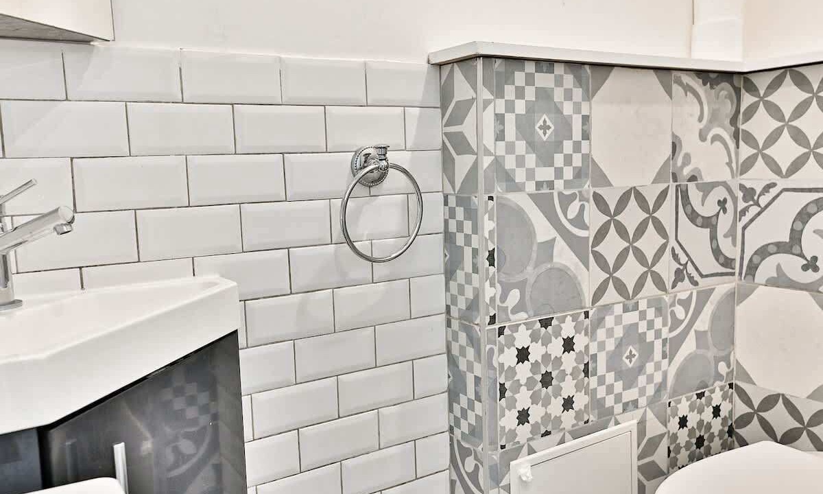 Photo of Bathroom in Gare