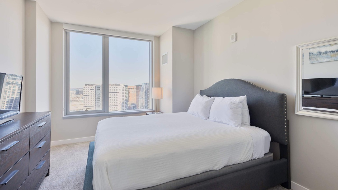 Photo of Bedroom in Seaport District