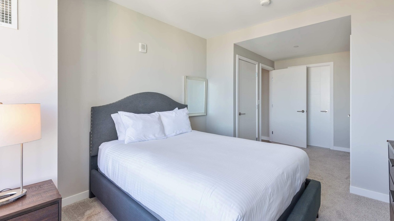 Photo of Bedroom in Seaport District