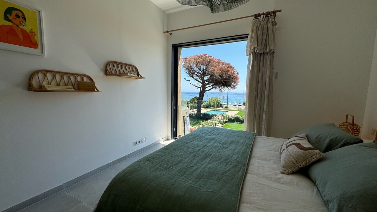 Photo of Bedroom in Plage de la Garonnette
