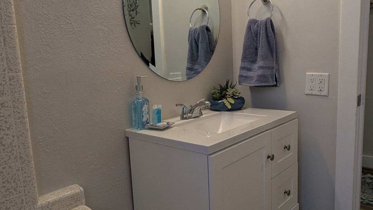 Photo of Bathroom in Murray