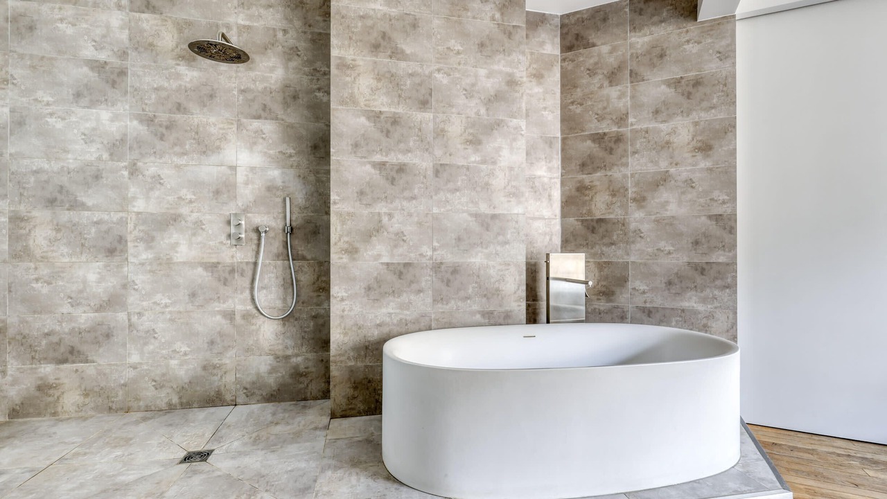 Photo of Bathroom in Quartier du Gros-Caillou