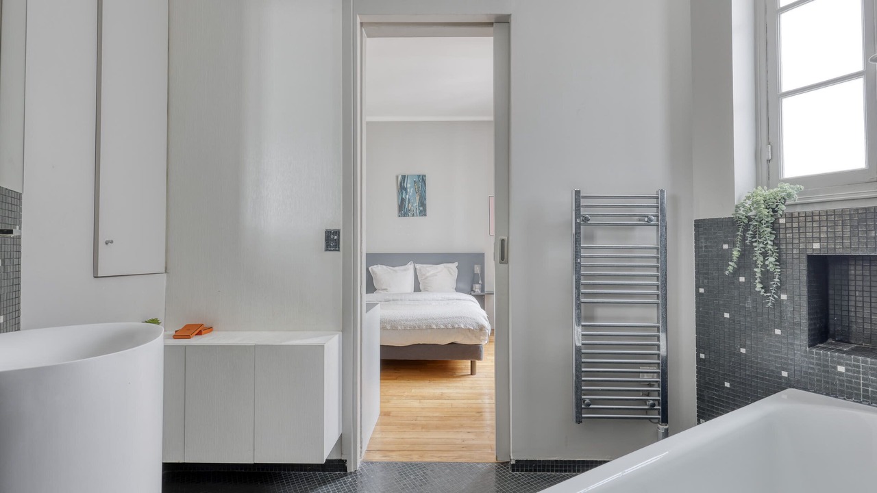 Photo of Bathroom in Quartier du Gros-Caillou