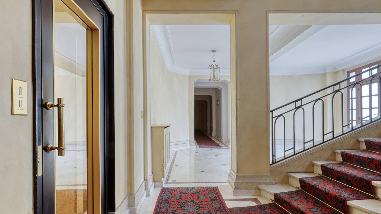 Photo of Others in Quartier du Gros-Caillou