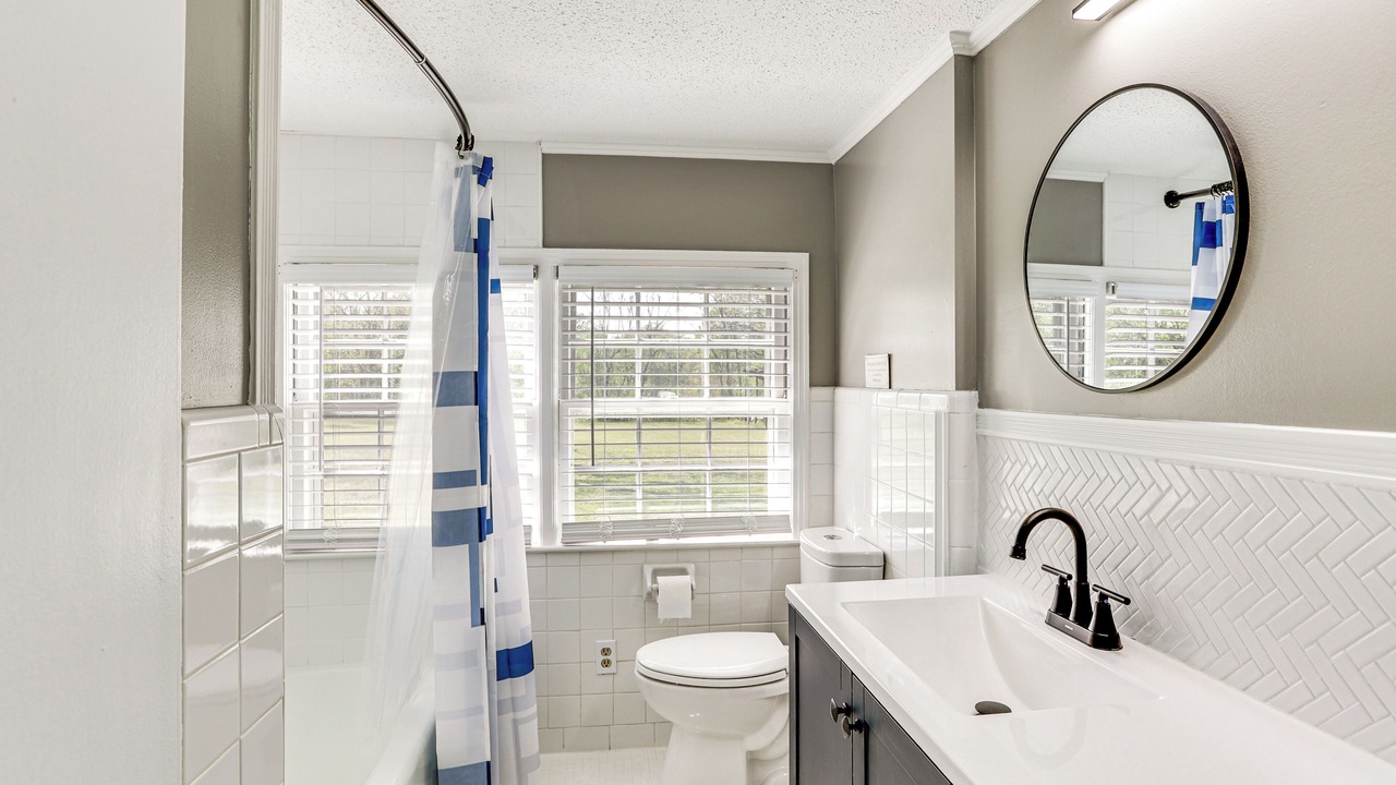 Photo of Bathroom in Mason