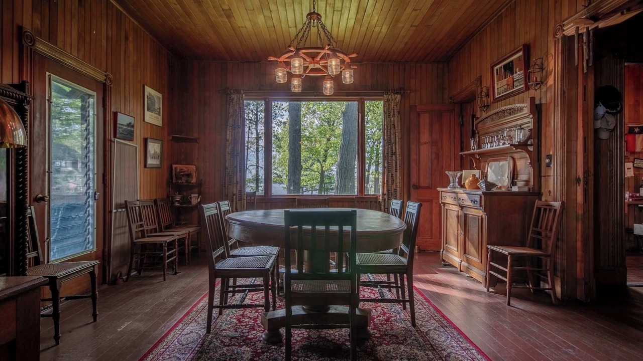 Photo of Bedroom in Frontenac
