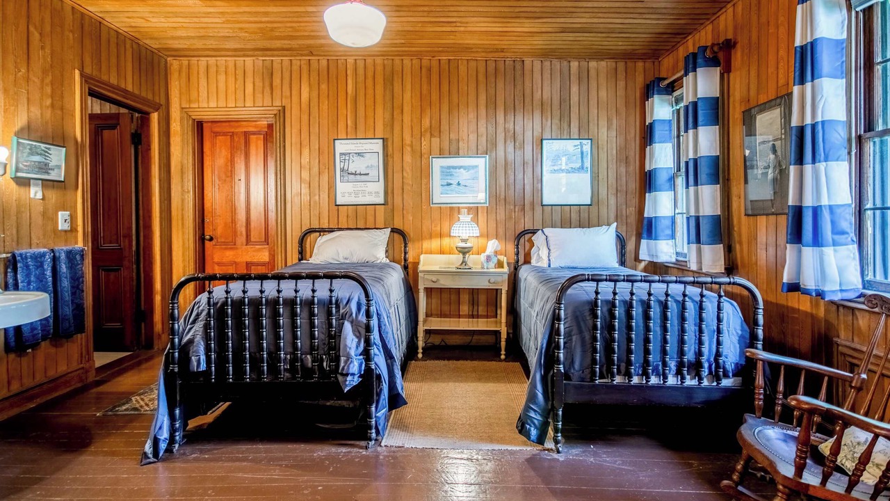 Photo of Bedroom in Frontenac