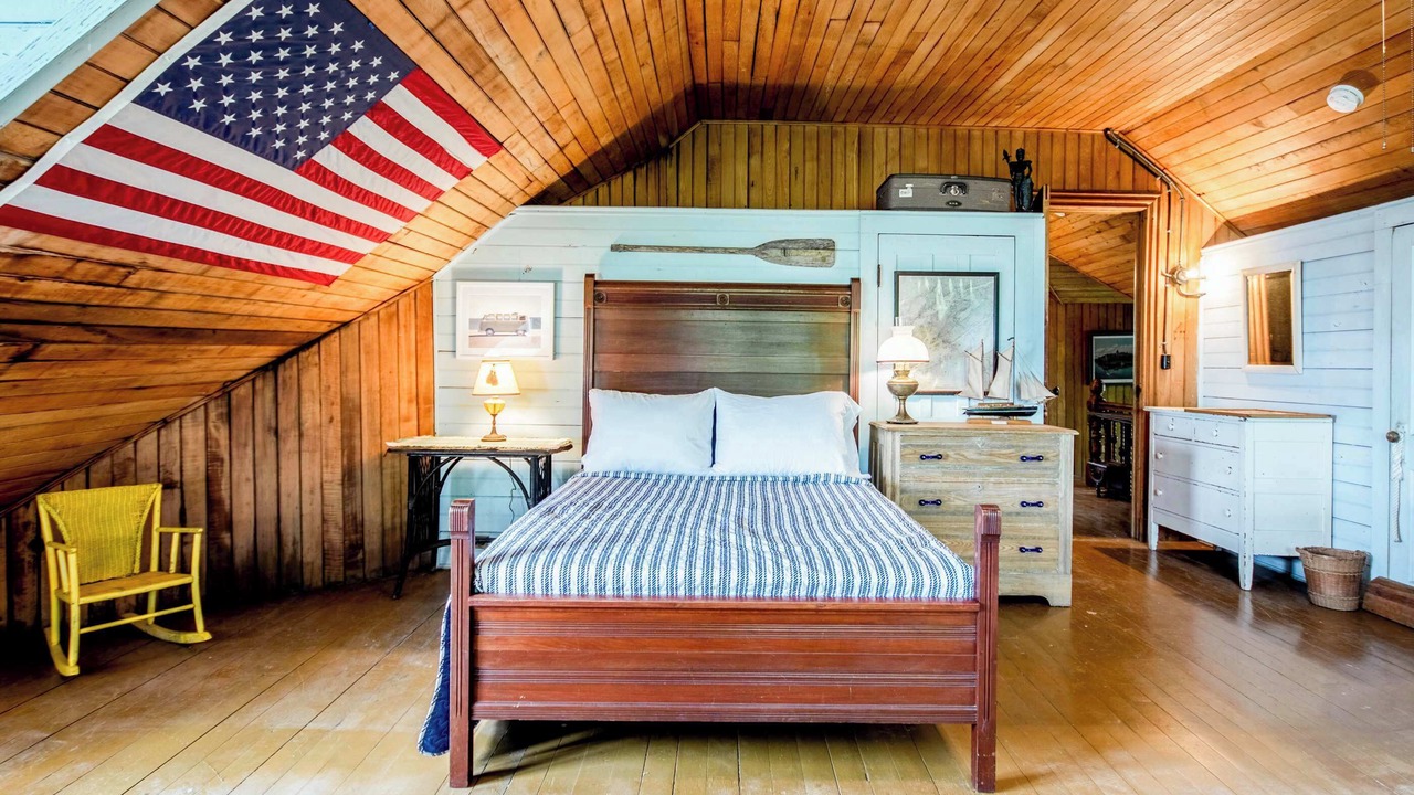 Photo of Bedroom in Frontenac