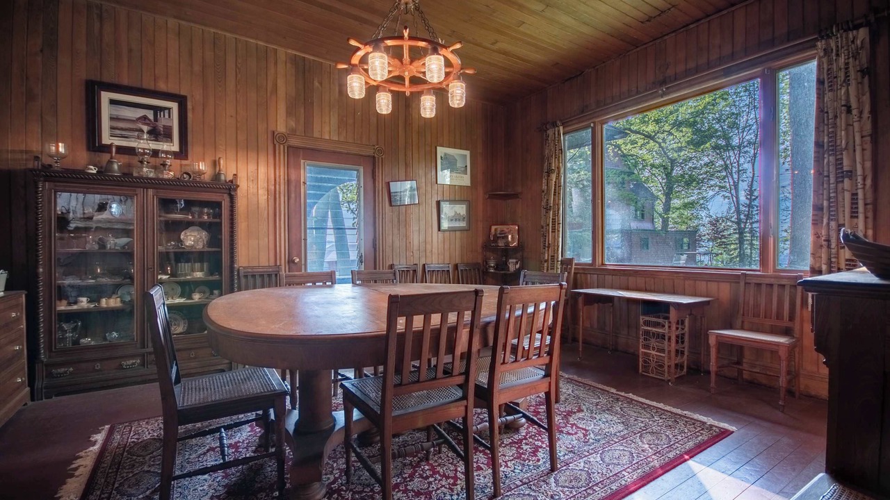 Photo of Bedroom in Frontenac