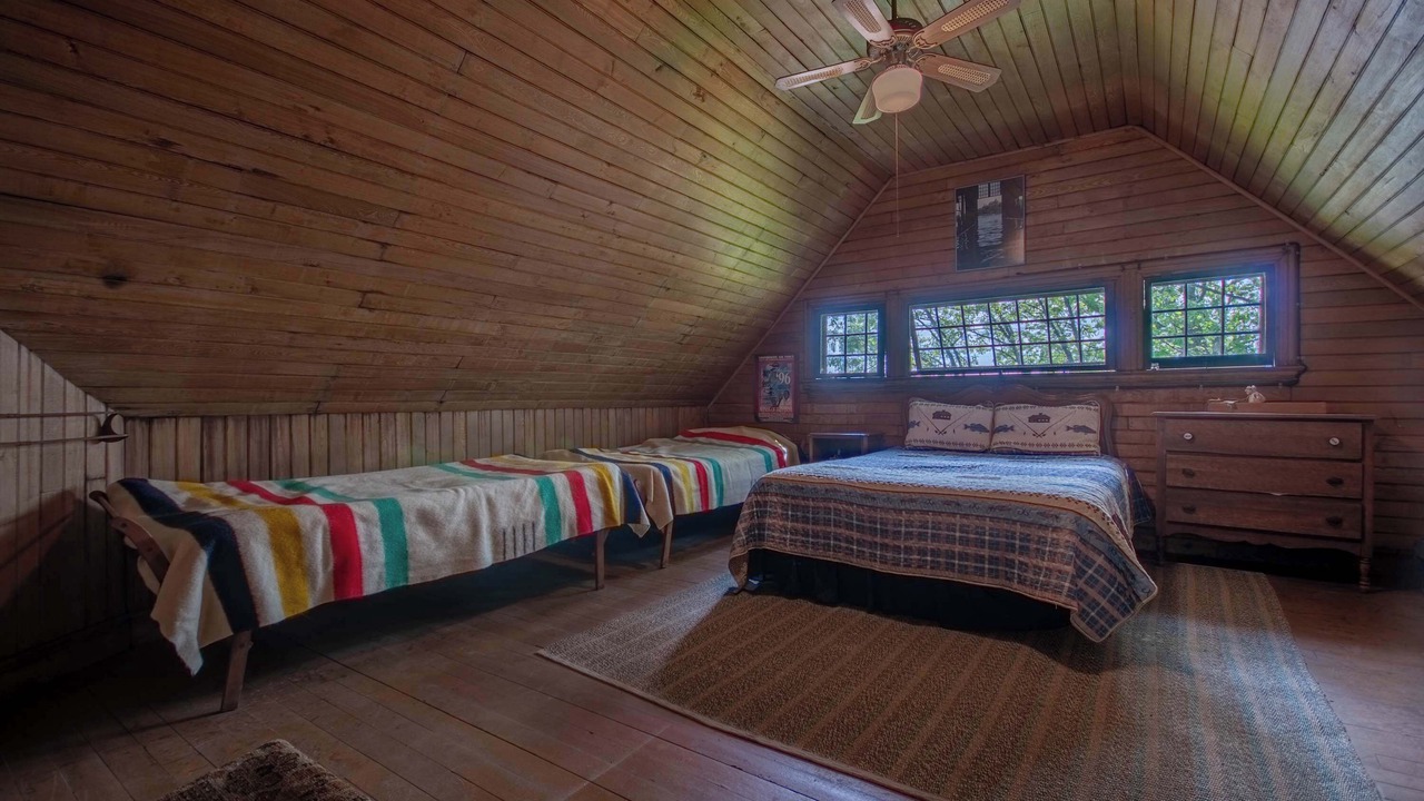Photo of Bedroom in Frontenac
