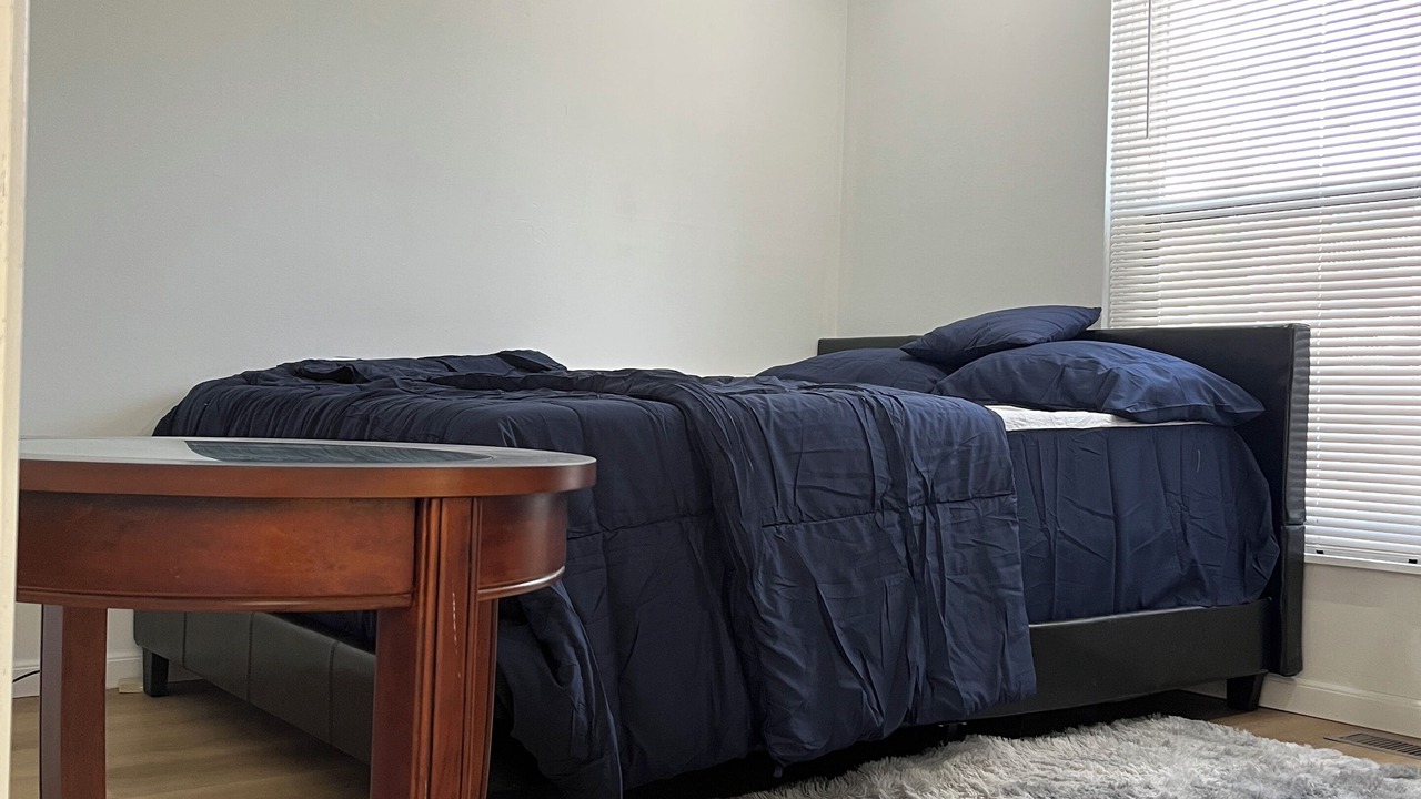 Photo of Bedroom in Glendale Heights