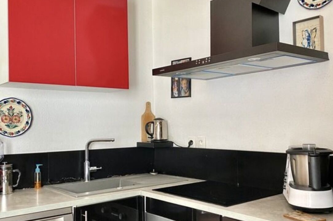 Photo of Kitchen in Laroque-de-Fa
