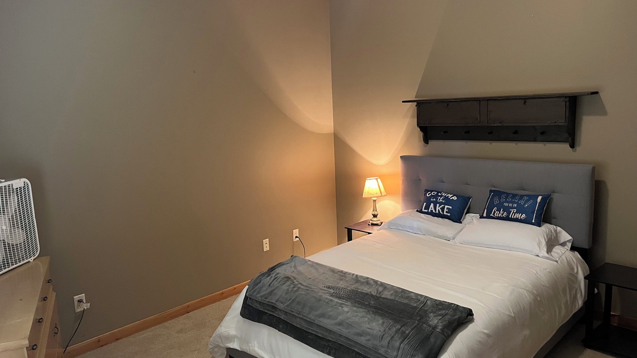 Photo of Bedroom in Yankton