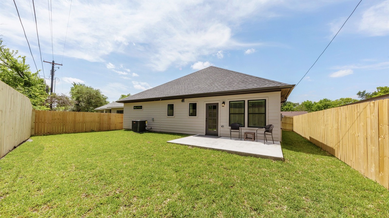Photo of Outdoor in Bryan