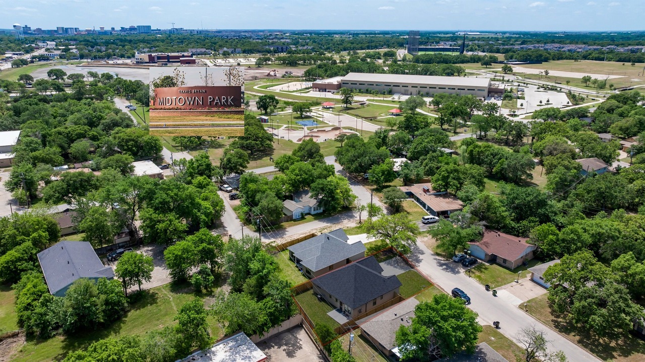 Photo of Outdoor in Bryan