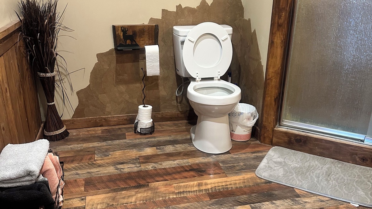 Photo of Bathroom in Grove