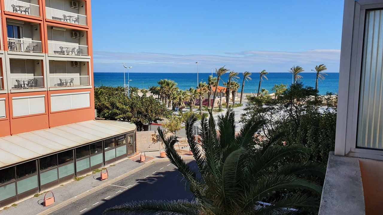 Photo of Outdoor in Escaro