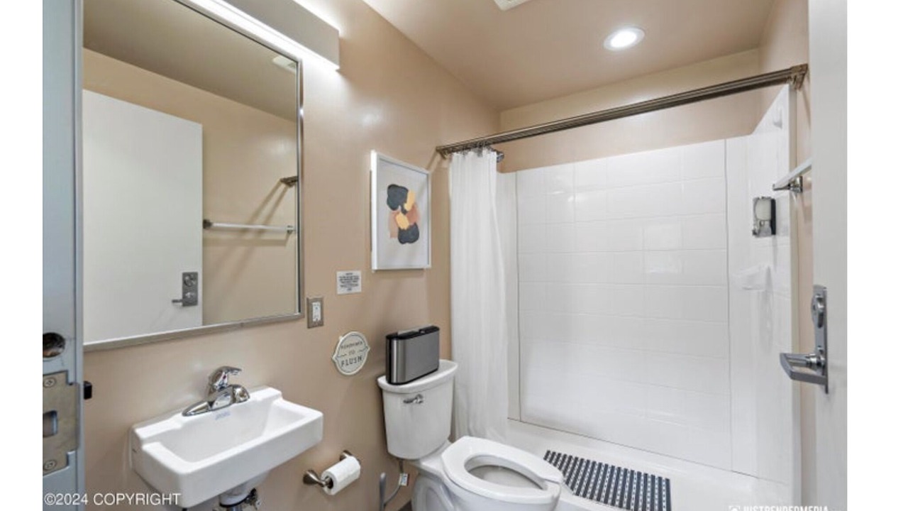 Photo of Bathroom in Chugiak