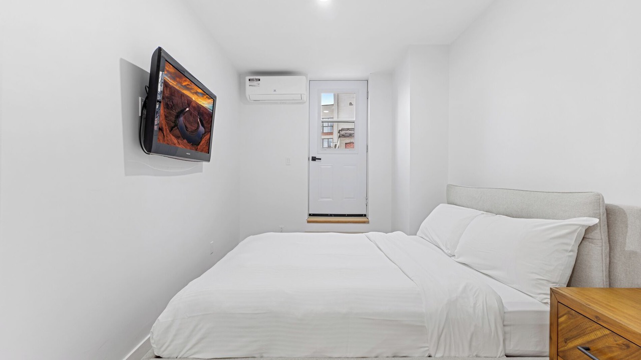 Photo of Bedroom in Gay Village