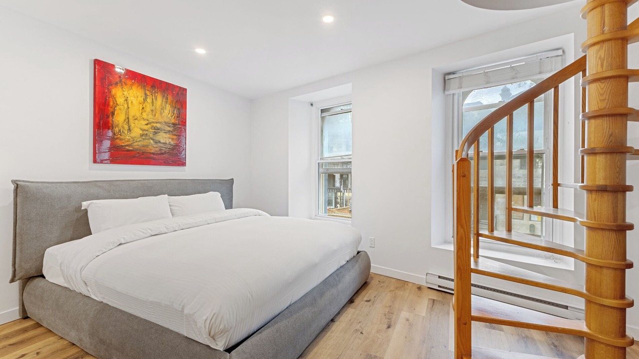 Photo of Bedroom in Gay Village