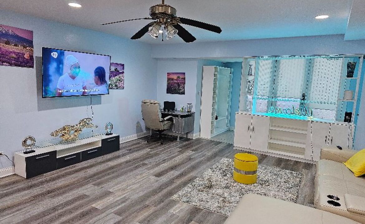 Photo of Bedroom in Douglas