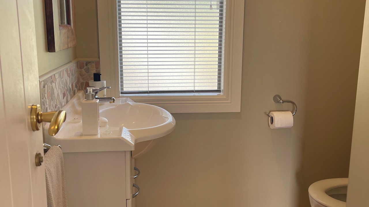 Photo of Bathroom in Warkworth