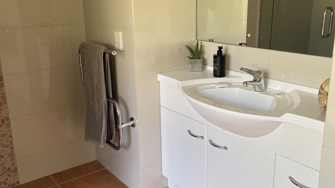 Photo of Bathroom in Warkworth